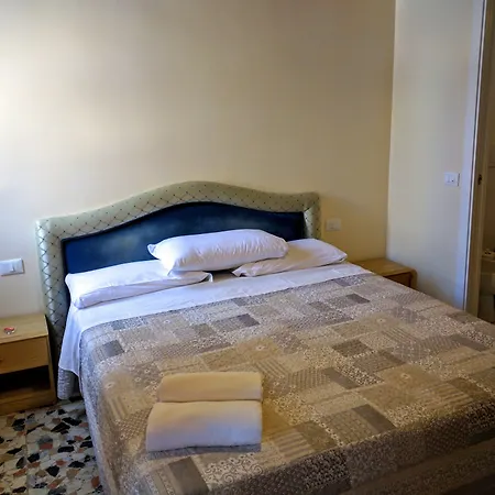 Canareggio Particular Apartment